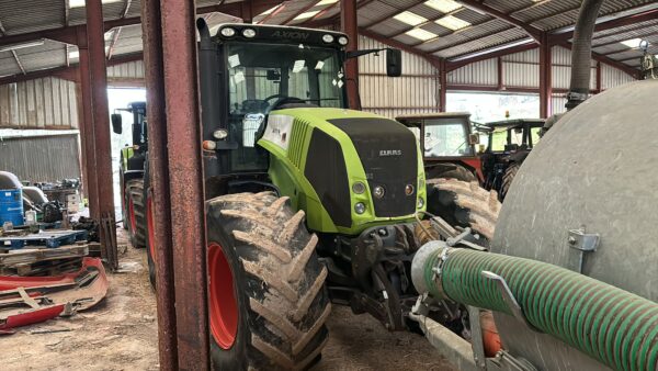 Claas AXION 850 – 240 CH
