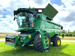Moissonneuse batteuse JOHN DEERE S780 - Coupe 10,70 m