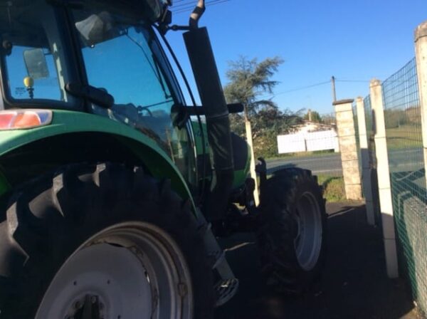 06c52e9f-9fd7-470c-a128-95b1d79b3306 DEUTZ-FAHR AGROTRON K100