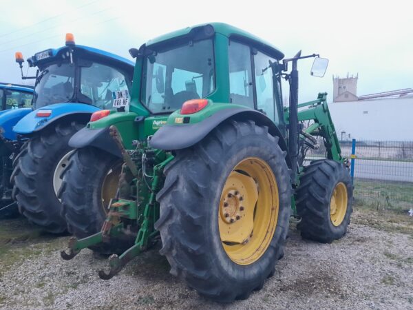 JOHN DEERE 6420 + CHARGEUR