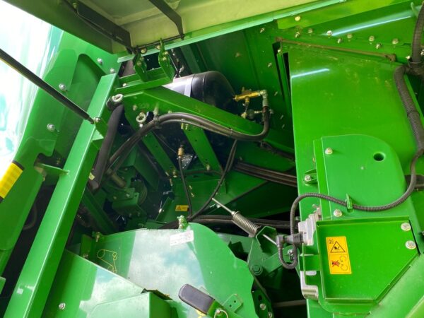 Moissonneuse batteuse JOHN DEERE T670I – Coupe  7,60 m