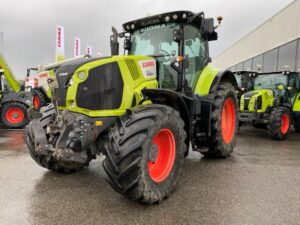 Claas AXION 800 CIS – 205 CH