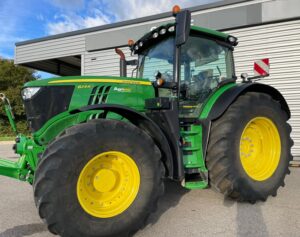 JOHN DEERE 6215R – 220 CH