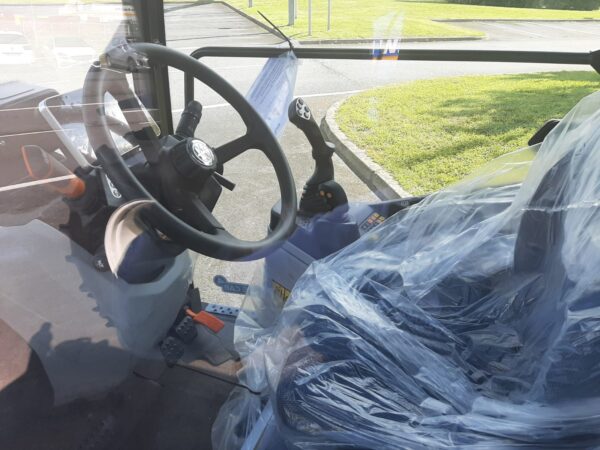 NEW HOLLAND T4.90N POWER SHUTTLE