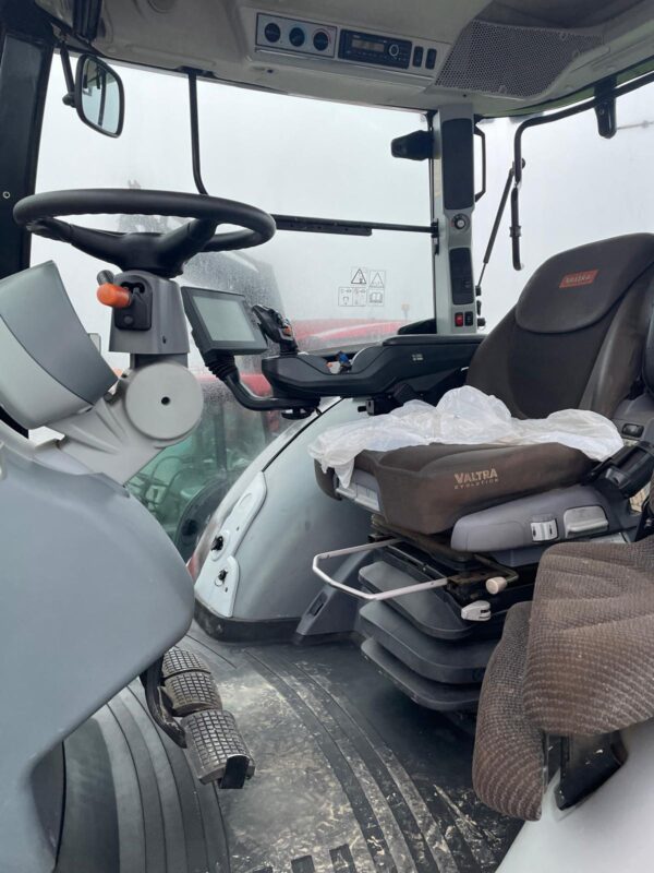 VALTRA S324 – 330 CH – 2018