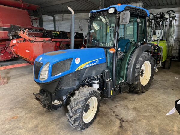 NEW HOLLAND T4030 V