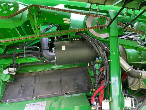 Moissonneuse batteuse JOHN DEERE S780 - Coupe 10,70 m