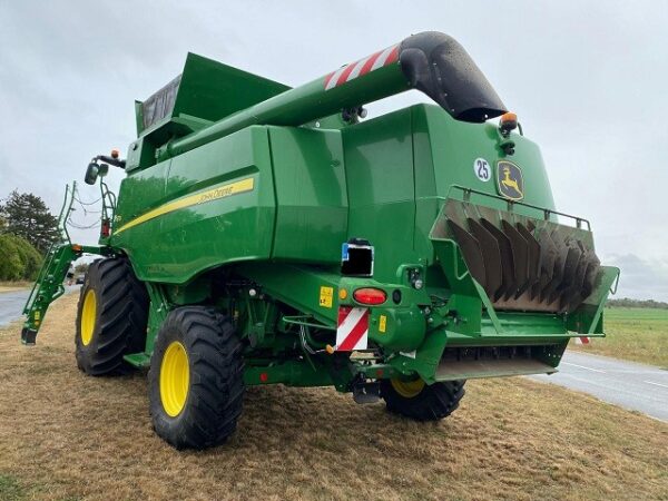 Moissonneuse batteuse JOHN DEERE T670I – Coupe  7,60 m