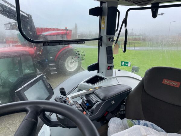 VALTRA S324 – 330 CH – 2018