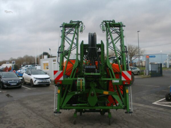 Pulvérisateur Amazone UF 901