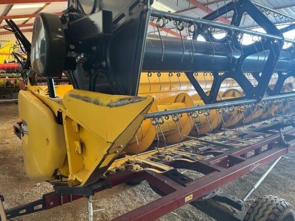 COUPE NEW HOLLAND 10.70 VARIFEED