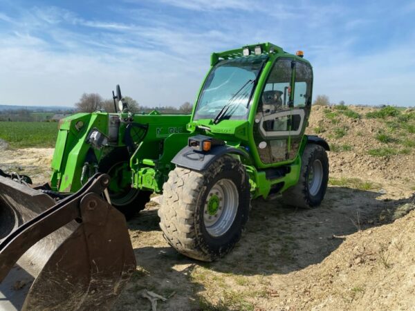 5fbac7bf-e213-4b08-a1b5-8a054393aad6 Télescopique Merlo 42.7 CS