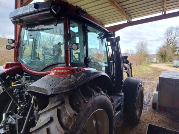 VALTRA G105 ACTIVE – 105 CH – 2021 (AVEC CHARGEUR) 