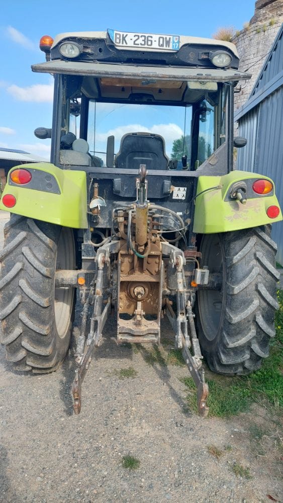 Claas AXOS 340 + CHARGEUR – 115 CH