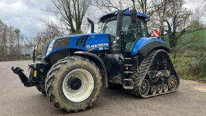 NEW HOLLAND T8.435 AC SMARTTRAX – 435 CH