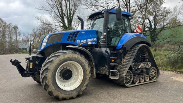 NEW HOLLAND T8.435 AC SMARTTRAX – 435 CH