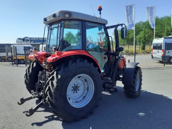 MASSEY FERGUSON 5610 DYNA-4