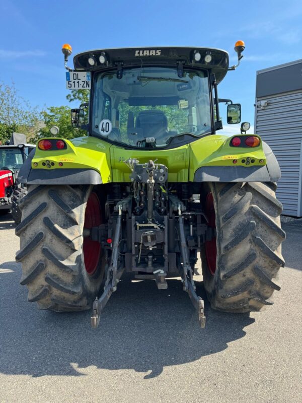 Claas ARION 650 – 180 CH