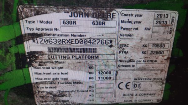 JOHN DEERE 630R - 9,00 M 