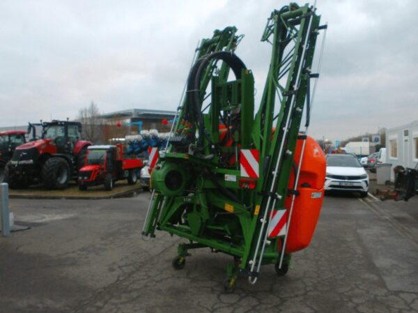 Pulvérisateur Amazone UF 901