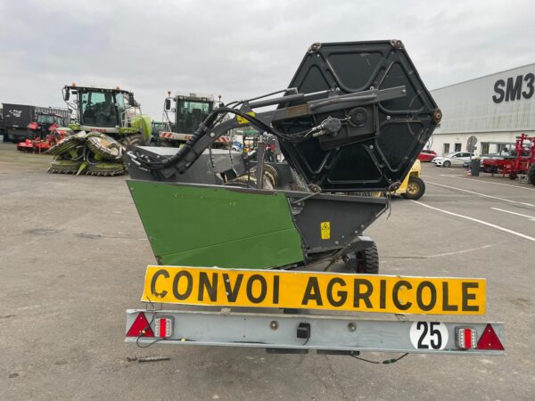 MOISSONNEUSE-BATTEUSE FENDT 6275 L - COUPE 6,10M