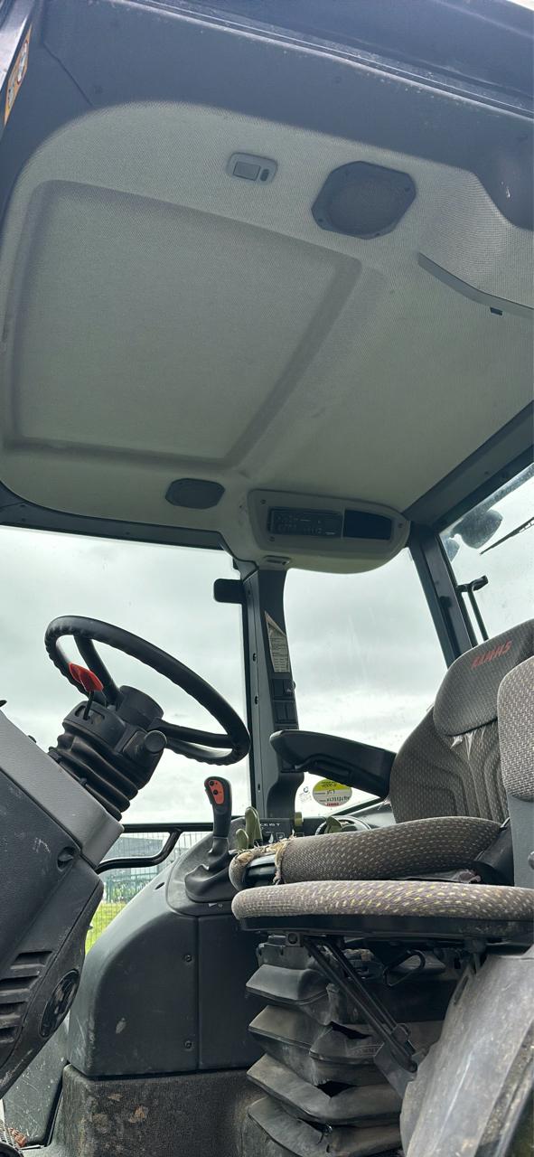 Claas ARION 410