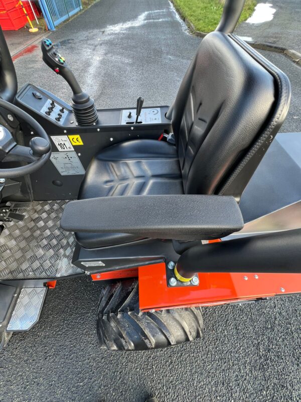CAST LOADER GENESIS 25HP