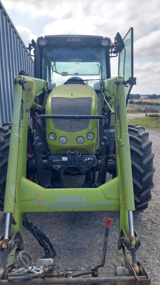 Claas AXOS 340 + CHARGEUR – 115 CH