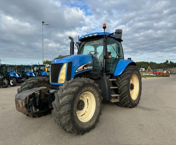 NEW HOLLAND TG230 – 231 CH