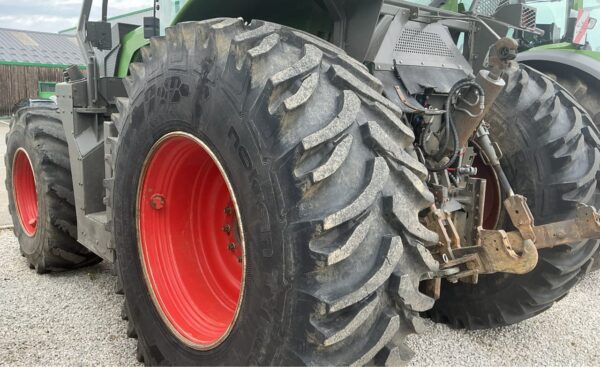 FENDT 824 S4 PROFI POSTE INVERSÉ