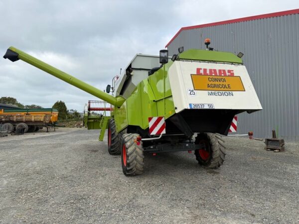 Moissonneuse-batteuse CCLAAS MEDION 340