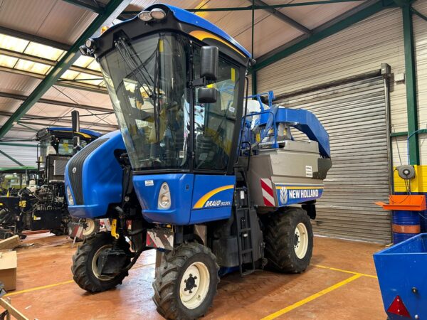 NEW HOLLAND BRAUD 8030L