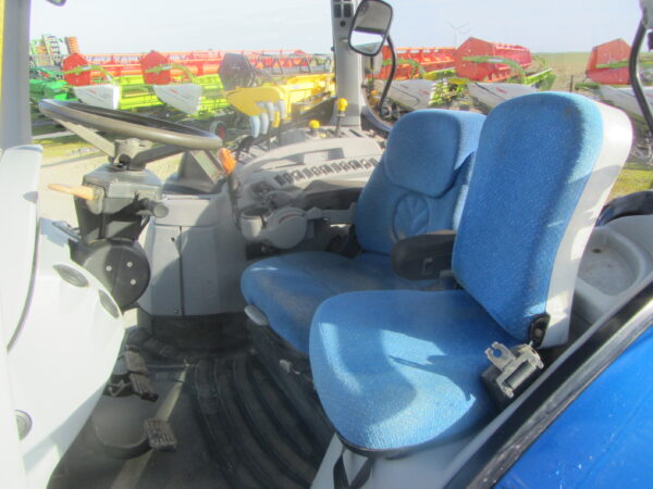 NEW HOLLAND T7060 – 210 CH