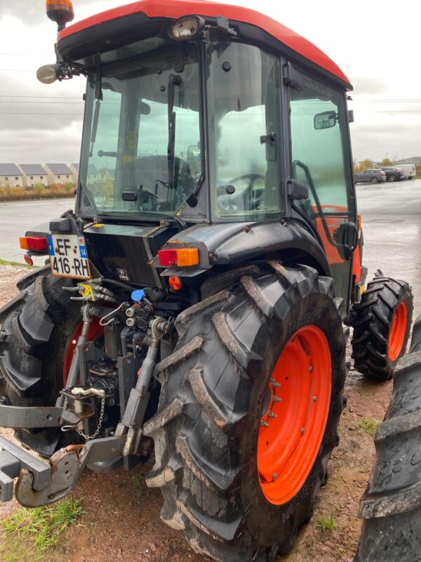 KUBOTA M8540 NARROW AVEC RELEVAGE AVANT 