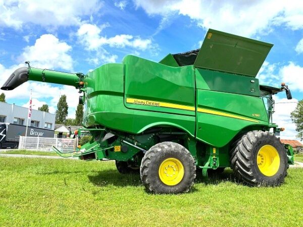 Moissonneuse batteuse JOHN DEERE S780 - Coupe 10,70 m
