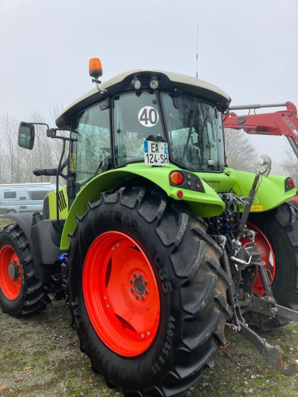 CLAAS ARION 430