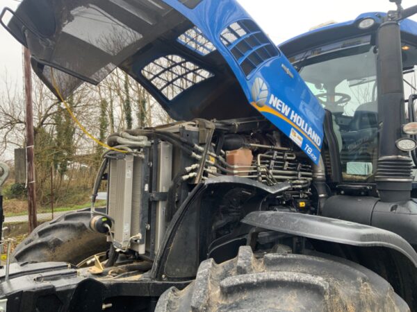 NEW HOLLAND T8.435 AC SMARTTRAX – 435 CH
