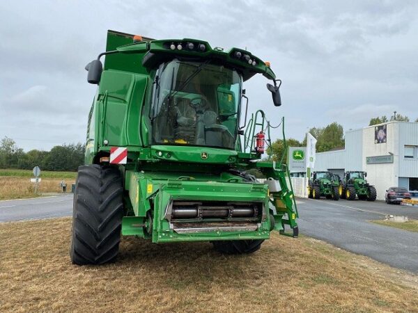 Moissonneuse batteuse JOHN DEERE T670I – Coupe  7,60 m