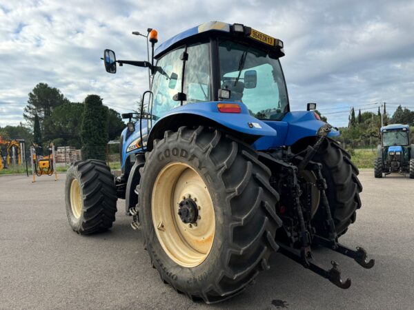 NEW HOLLAND TG230 – 231 CH