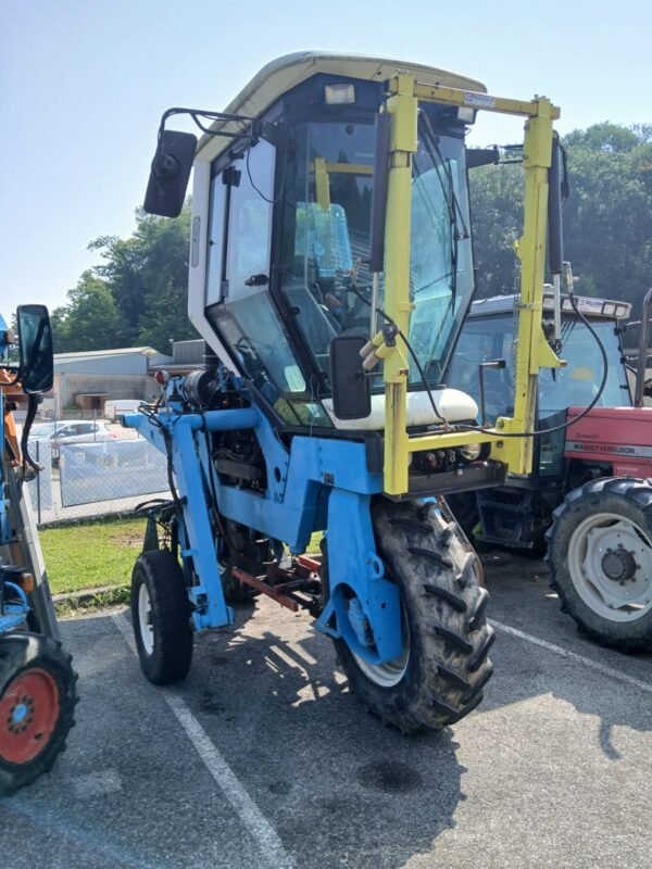 TRACTEUR ENJAMBEUR BOBARD POLYDRO