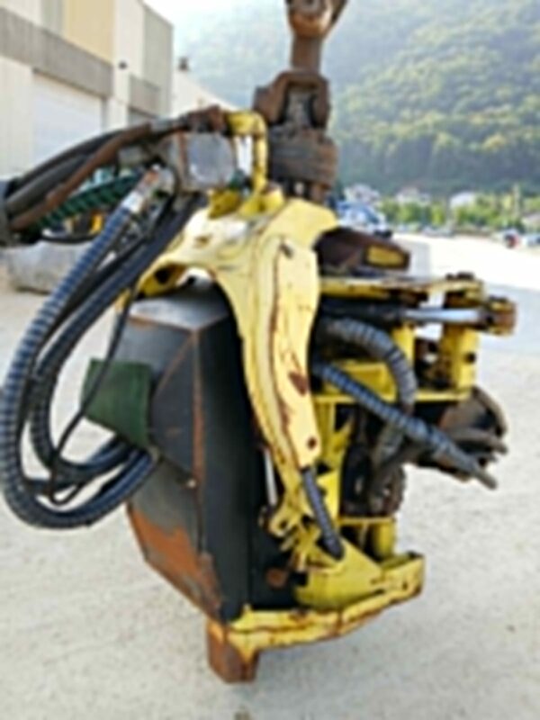 JOHN DEERE 1270E