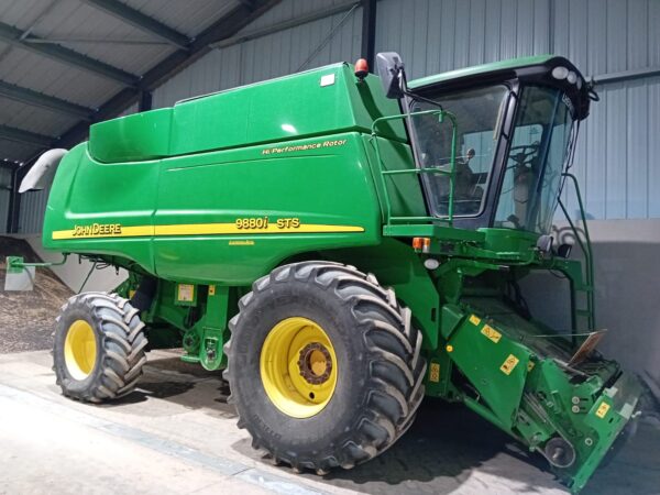 JOHN DEERE 9880i STS – Coupe : 9,15 m