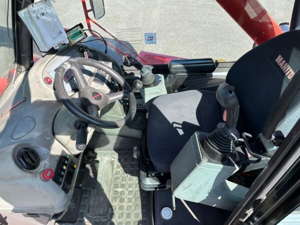 CHARIOT TÉLESCOPIQUE ROTATIF MANITOU MRT 1440 EASY