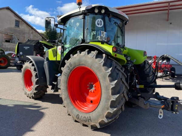 ed7c6c8a-fa8b-4fb3-98c6-fb0a3ce37662 Claas ARION 440 – 120 CV