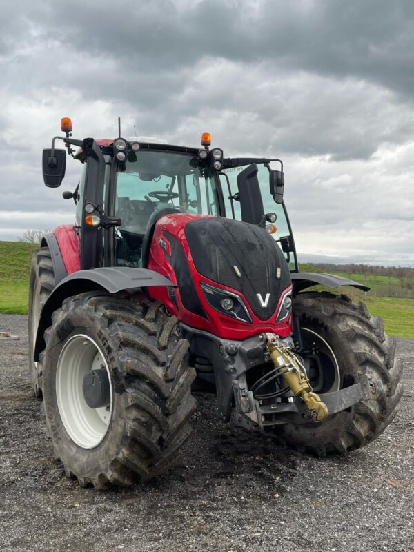 ff151c2f-4396-4da5-8a6b-b9a325894b28 VALTRA T234 V SMARTTOUCH – 230 CH – 2020