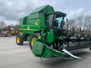 MOISSONNEUSE BATTEUSE JOHN DEERE 9780 CTS HM - Coupe 6,10 m