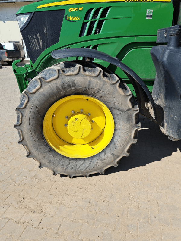JOHN DEERE 6195M