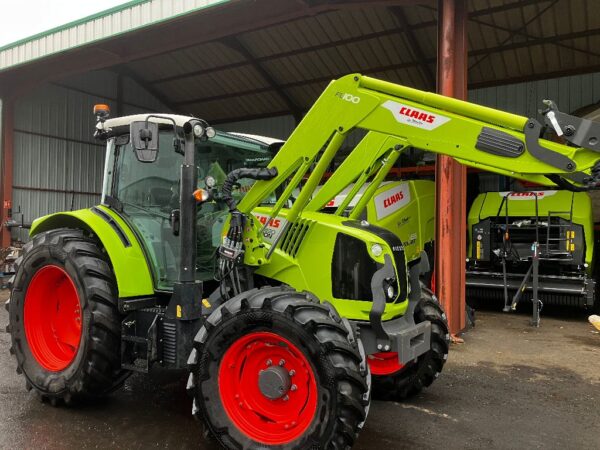Claas ARION 430 T4F