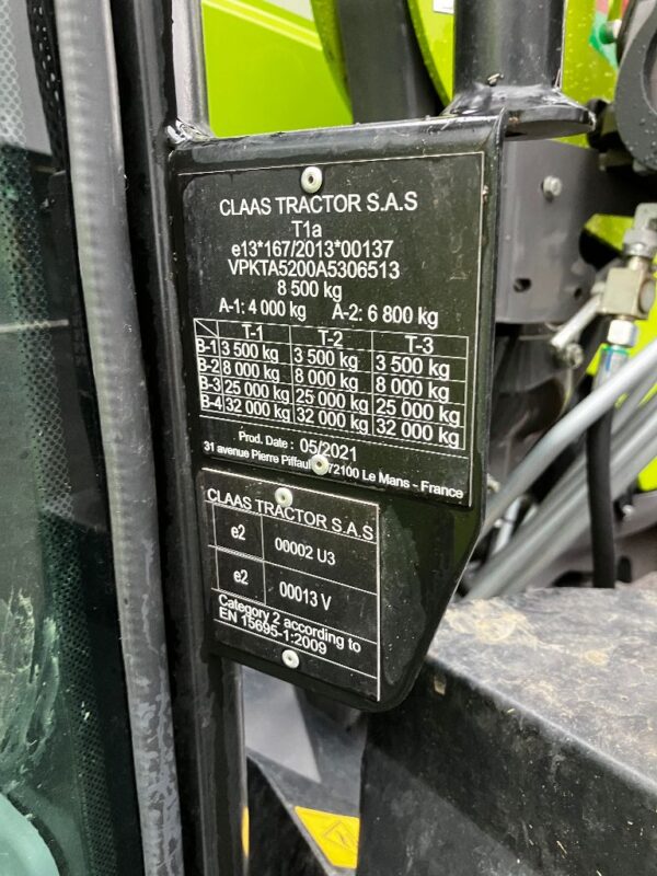 Claas ARION 430 T4F