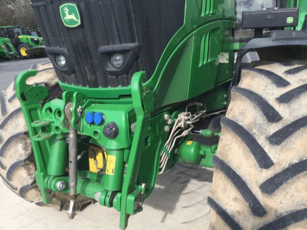 JOHN DEERE 6195M